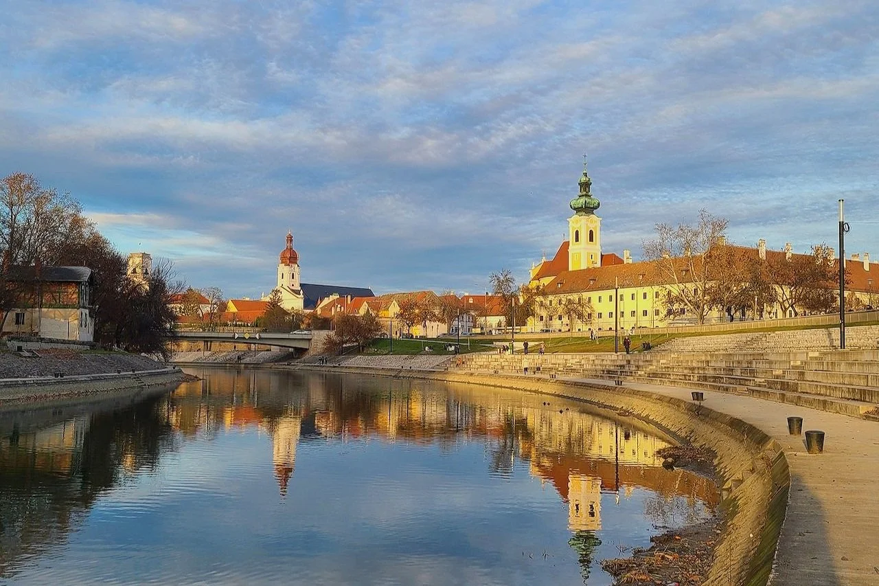 Kombi Prevoz Beograd – Gyor 32 Rado-Island-Gyor